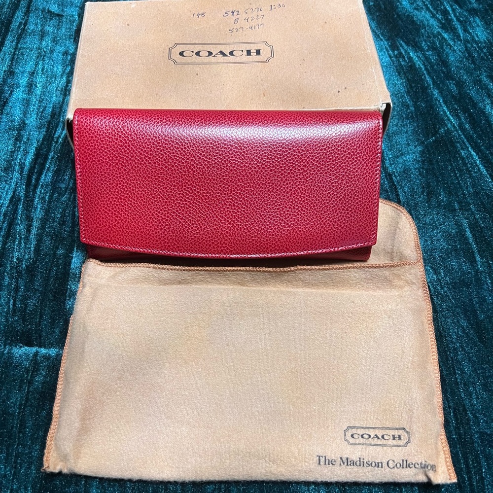 Vintage red caviar leather Madison collection full size wallet